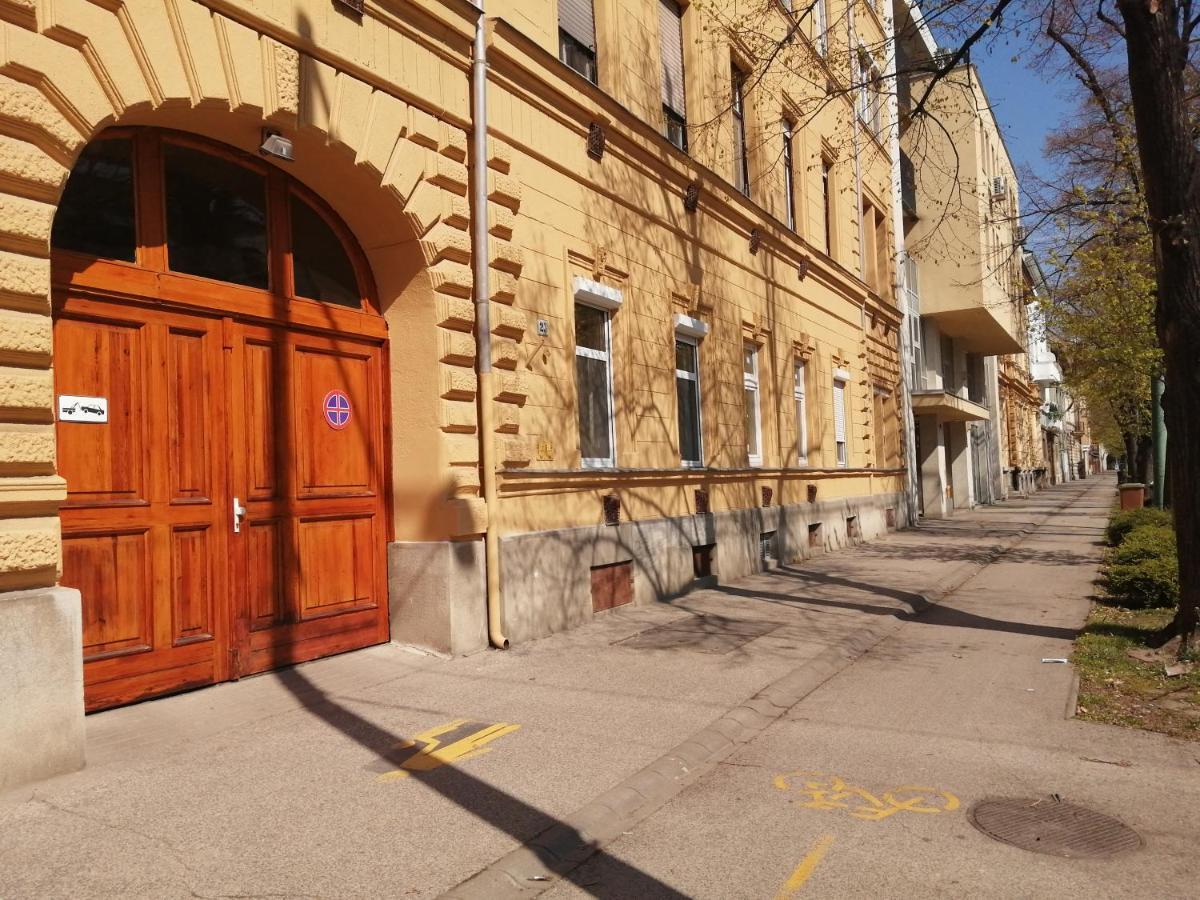 Hanna Apartman Szeged Exterior foto